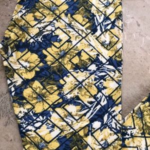 LuLaRoe Pants - LuLaRoe TC Leggings LuLaRoe Pants - LuLaRoe TC Leggings